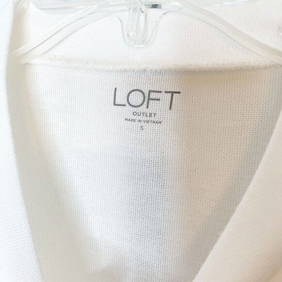 LOFT Outlet Light Sweater Winter White Cream Crew Neck Black Lace Hem Size Small - Picture 9 of 10